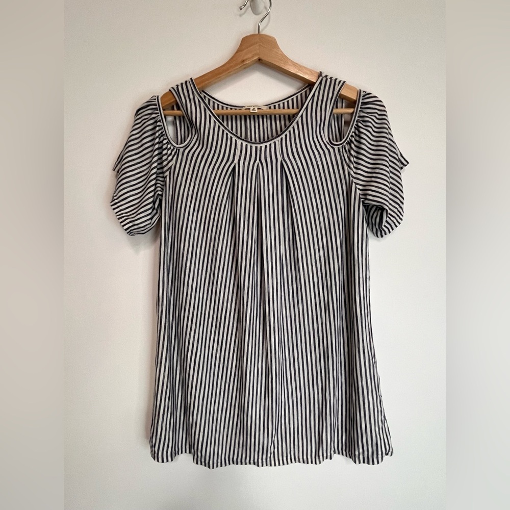 Max Studio Black and White Striped Blouse EUC